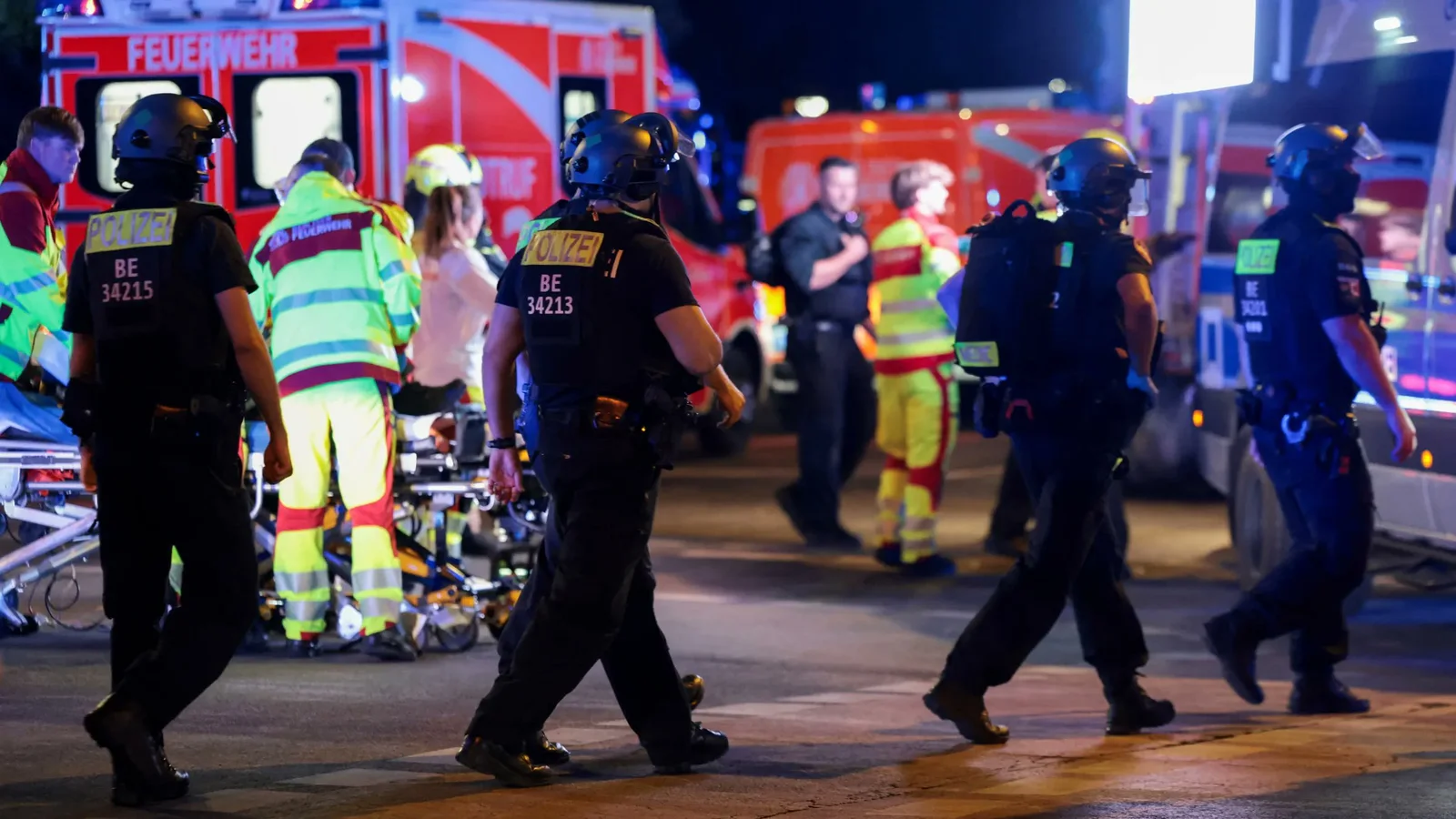 Polizeikräfte an der Einsatzstelle in Berlin